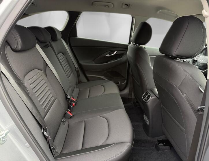 Hyundai i30 20