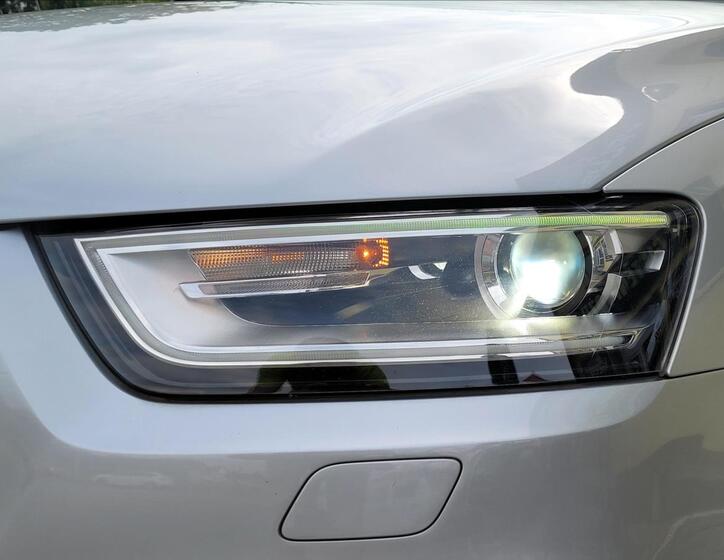 Audi Q3 8