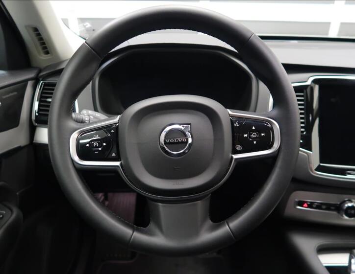 Volvo XC90 14
