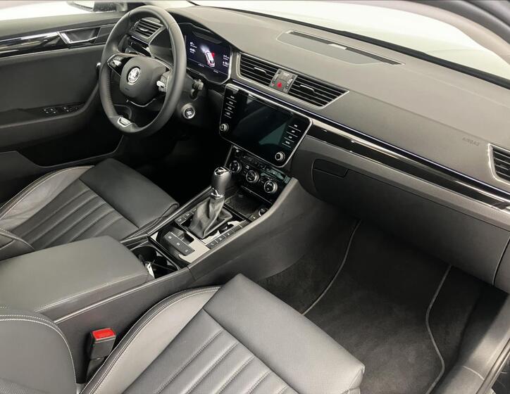 Škoda Superb 21