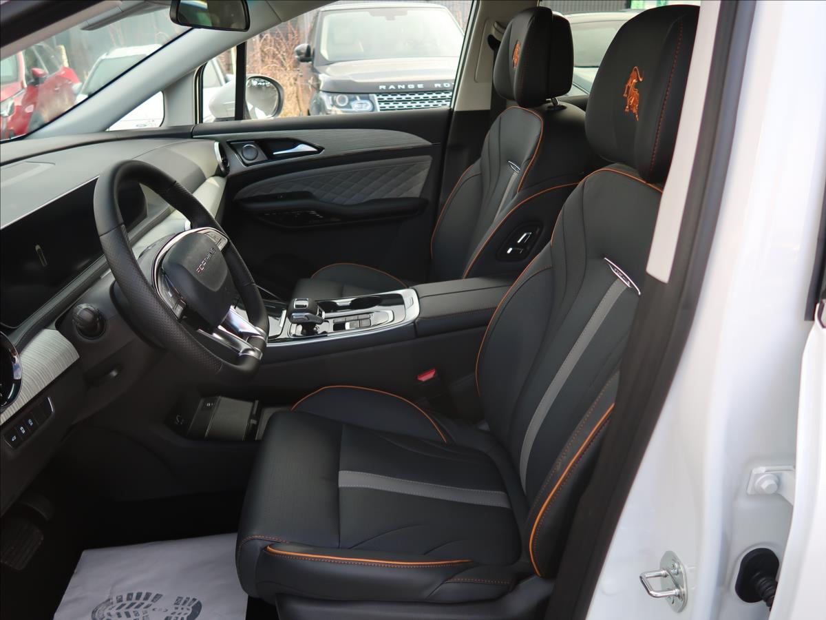 Dongfeng U-Tour