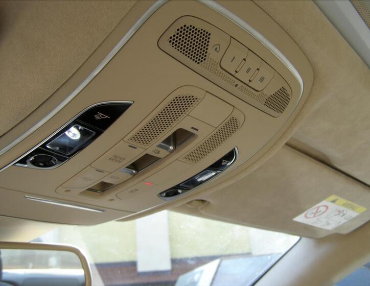 Audi A8 51