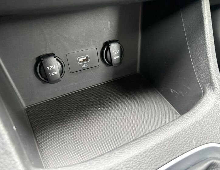 Hyundai i30 27