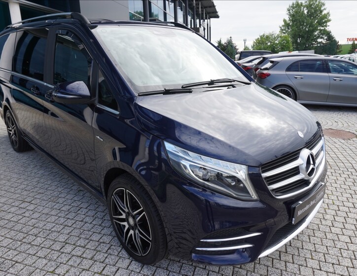 Mercedes-Benz Třídy V 1