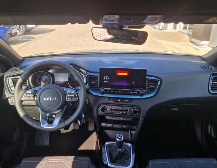 KIA Ceed 10
