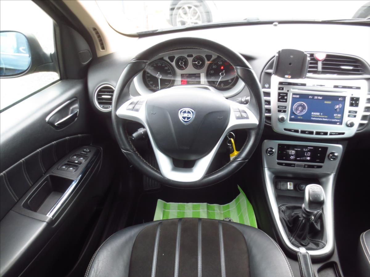 Lancia Delta