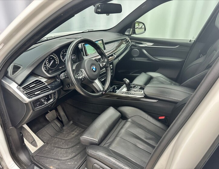 BMW X5 9