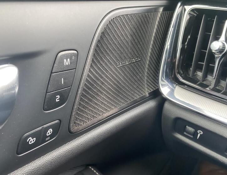 Volvo S60 27