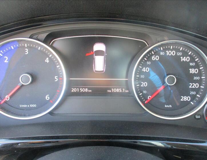 Volkswagen Touareg 14
