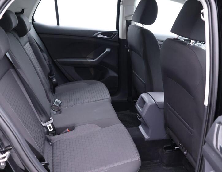 Volkswagen T-Cross 15