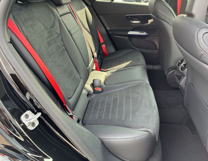 Mercedes-Benz GLC 7