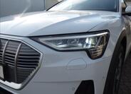 Audi e-tron 63