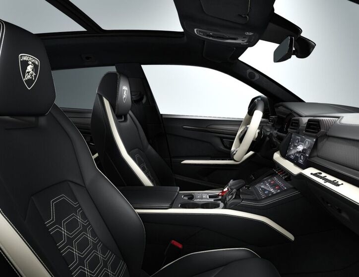 Lamborghini Urus 8