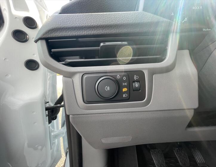 Volkswagen Transporter 28