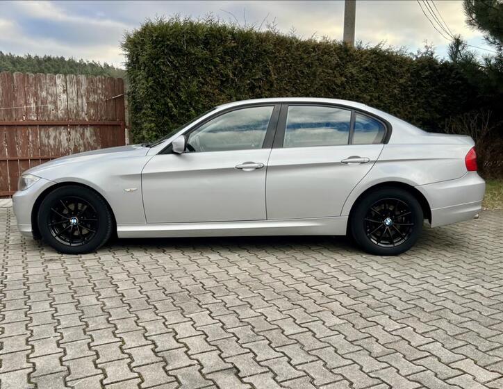 BMW Řada 3 2