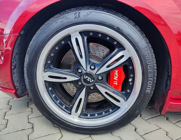 Ford Mustang 25