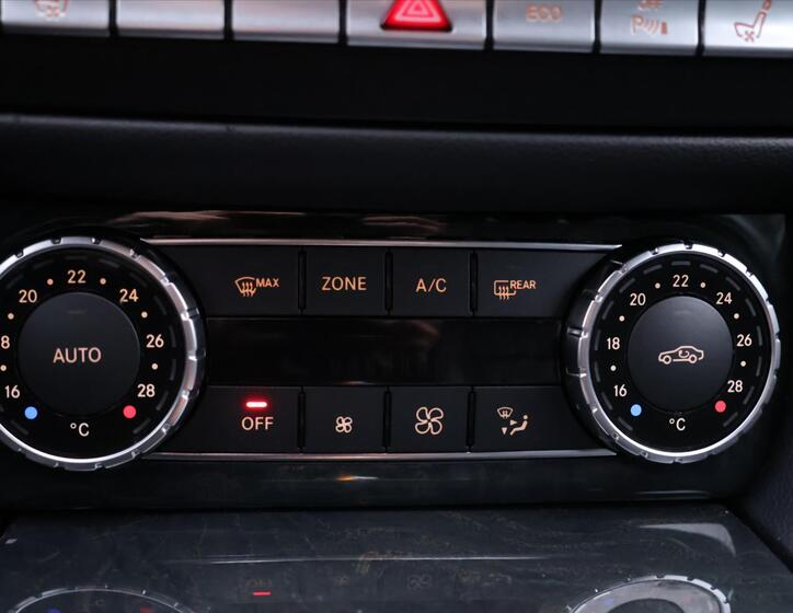 Mercedes-Benz CLS 28