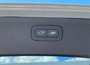 Volvo XC90 13