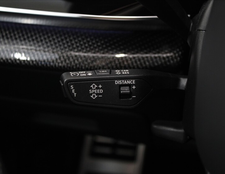 Audi Q8 22