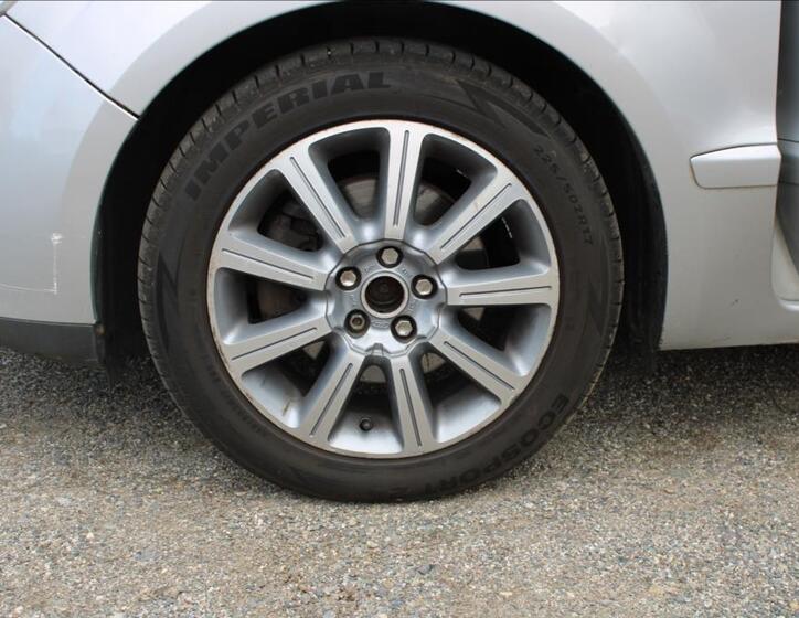 Ford Galaxy 19
