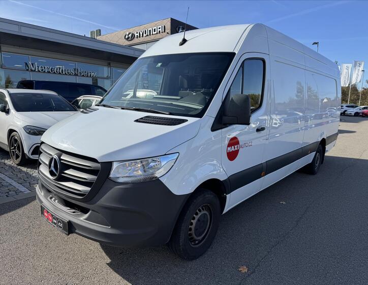 Mercedes-Benz Sprinter 1