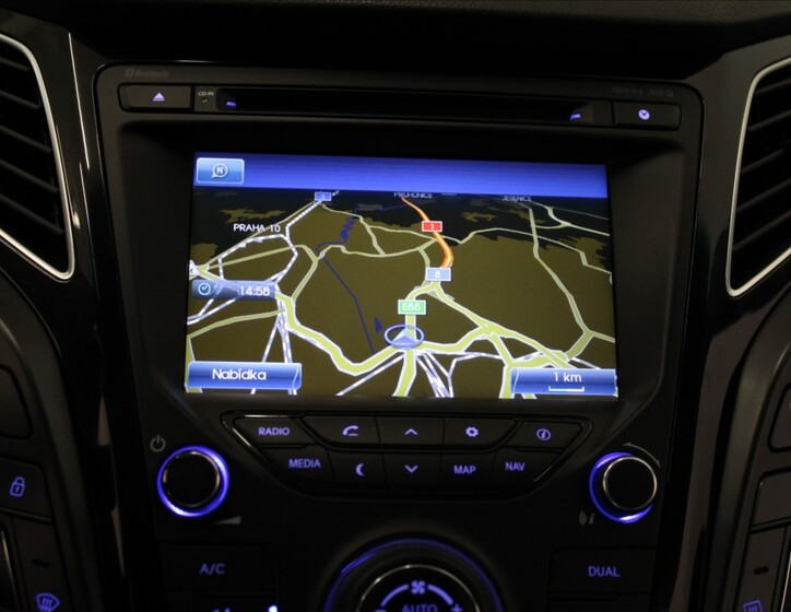 Hyundai i40 11