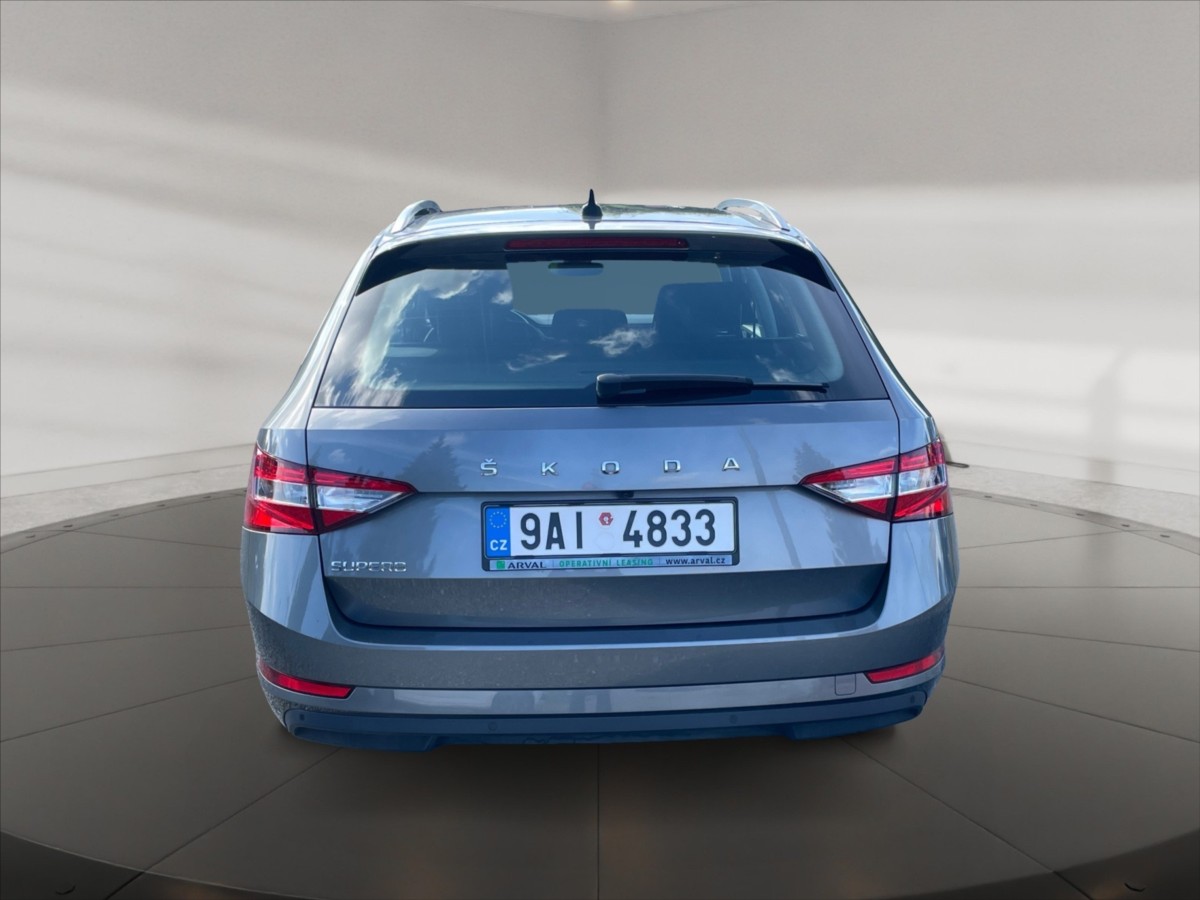 Škoda Superb