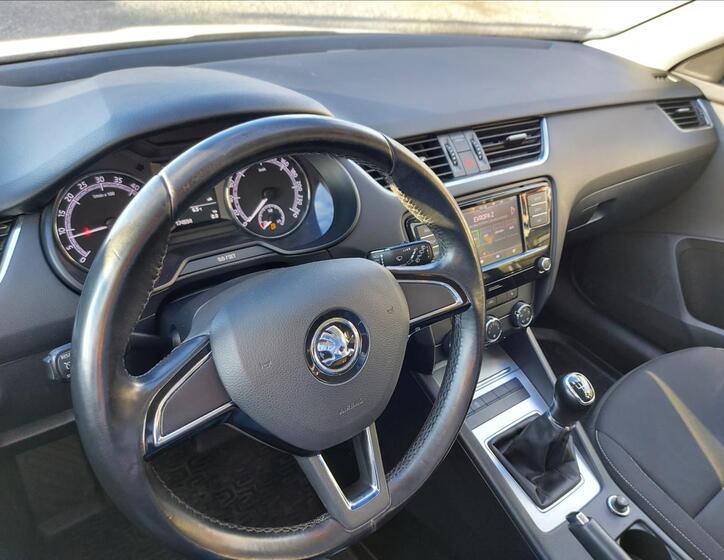 Škoda Octavia 31