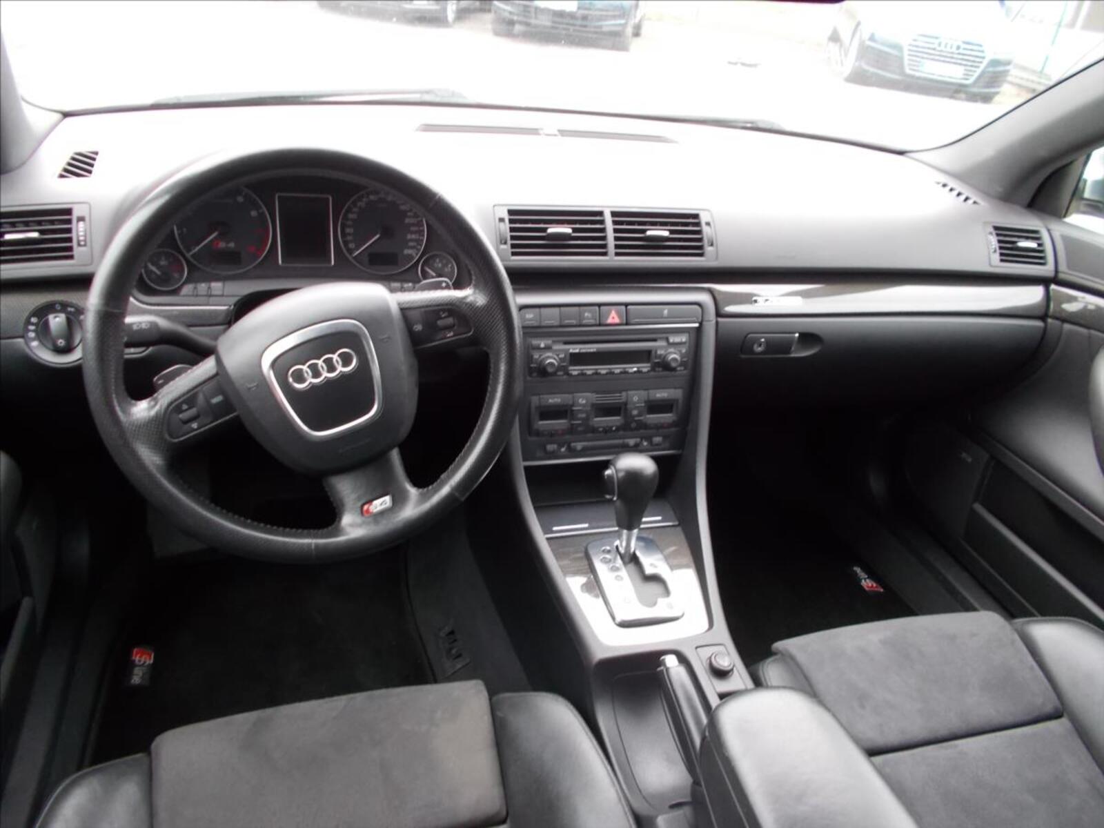 Audi S4 16