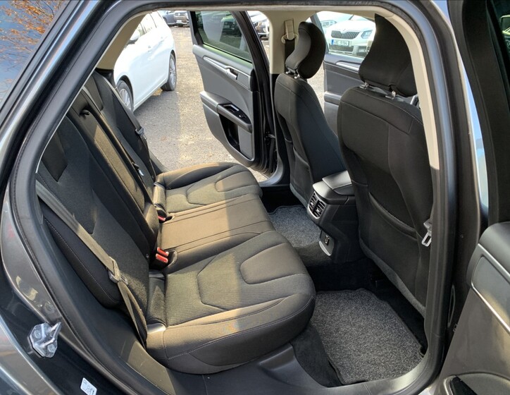 Ford Mondeo 16