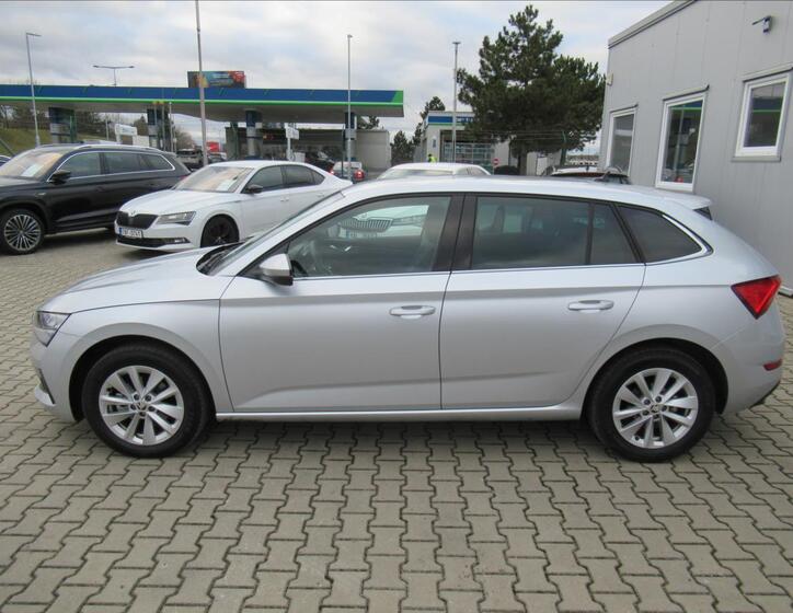 Škoda Scala 3