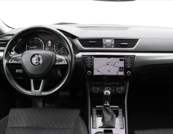 Škoda Superb 14