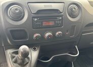 Nissan NV400 10