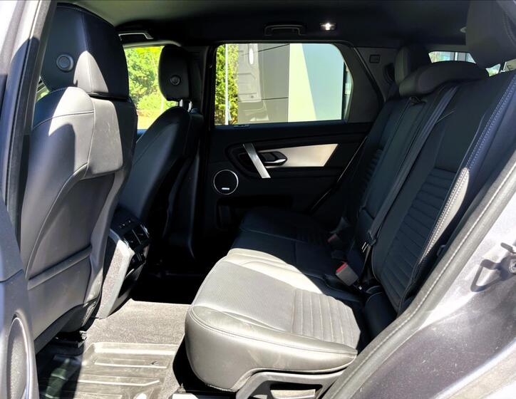 Land Rover Discovery Sport 30