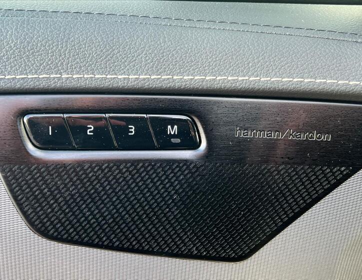 Volvo XC90 21