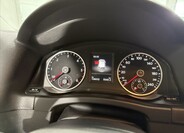 Volkswagen Tiguan 9