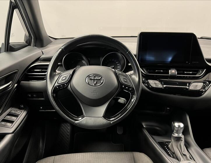Toyota C-HR 5
