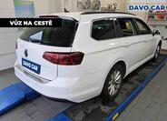 Volkswagen Passat 2