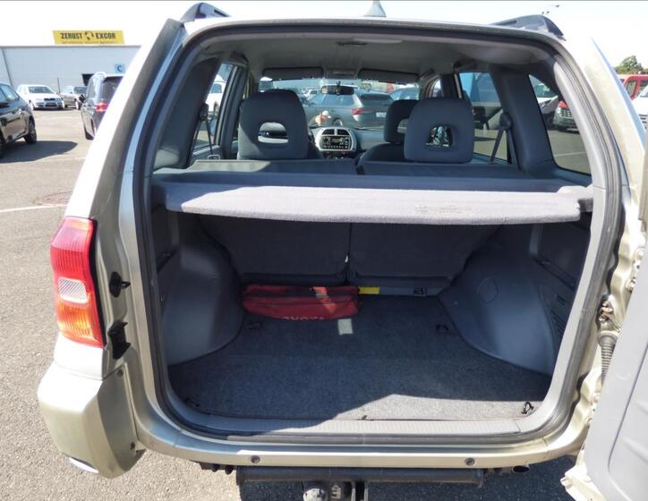 Toyota RAV4 23