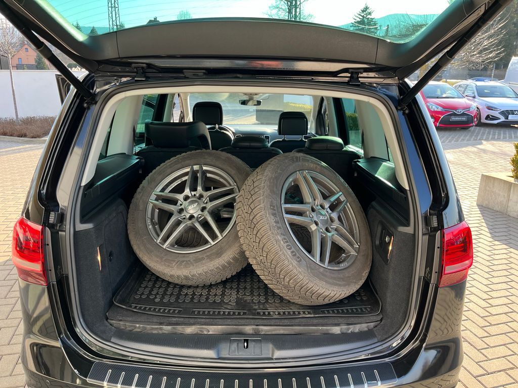 Volkswagen Sharan 32