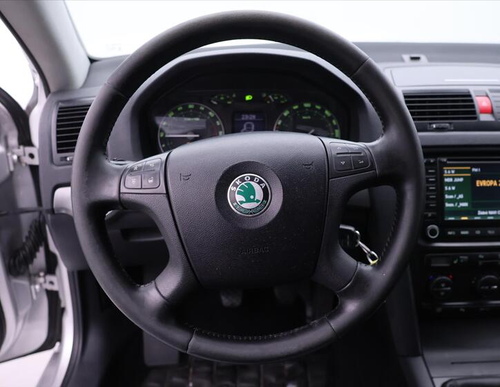 Škoda Octavia 15