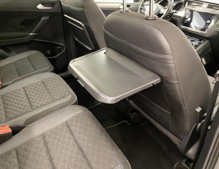 Volkswagen Touran 9