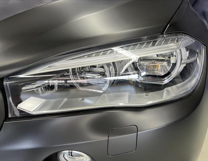 BMW X6 8