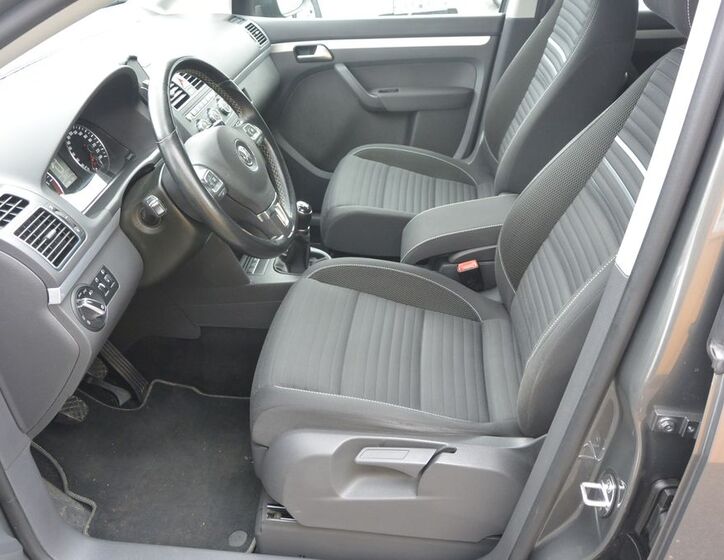 Volkswagen Touran 3