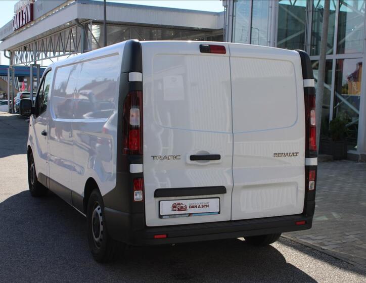 Renault Trafic 4
