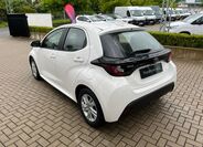 Toyota Yaris 4