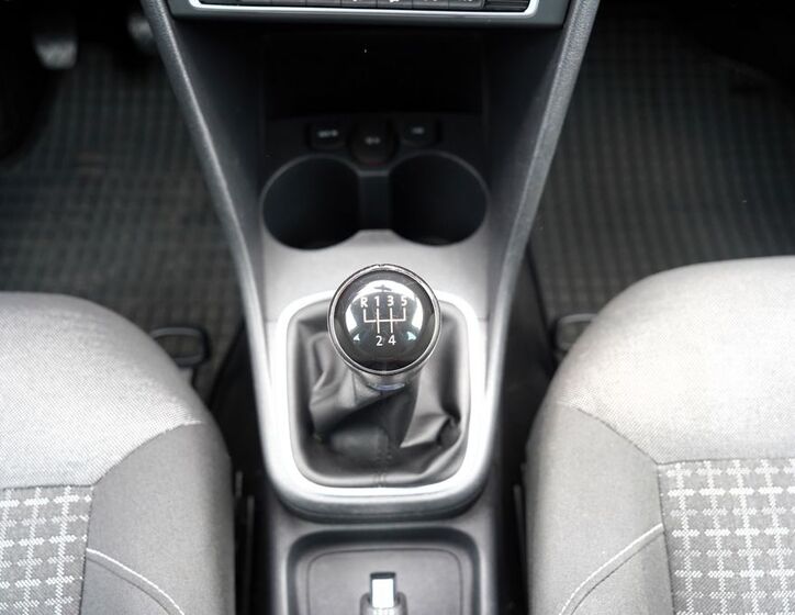 Volkswagen Polo 34