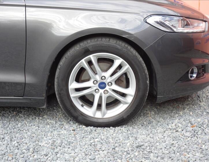 Ford Mondeo 9