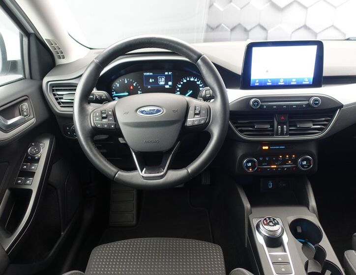 Ford Focus 9