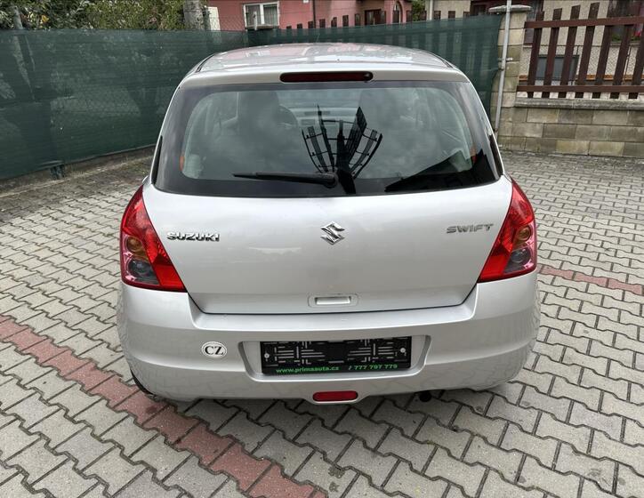 Suzuki Swift 4